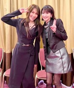 工藤静香、森高千里とのレアツーショット！変わらぬ美しさにファン歓喜