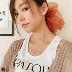 桐谷美玲 お気に入りの巨大シュシュ姿が大反響 お母さんの顔だ 芸能ニュース掲示板 爆サイ Com東海版