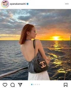 ”人気YouTuber”中町綾、ハワイでの夕日×大胆美背中コーデ披露「景色も綾ちゃんも綺麗」