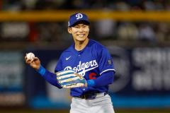 ドジャース、韓国球界から新加入の金慧成がMLB初昇格エドマンが右足首の炎症により負傷者リスト入り