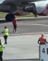 ミラノ空港、エンジンへの飛び込み自殺動画が拡散される

