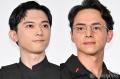 満島真之介、吉沢亮との膝乗り密着ショット披露「胸の高鳴り伝わる」「仲良すぎる」の声