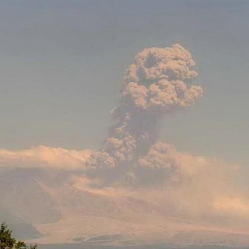 カムチャッカ・シベルチ山 溶岩ドーム崩壊 噴煙6500m