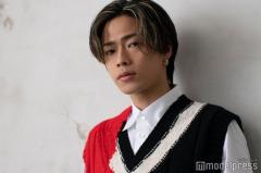 コムドットやまと、ヘアカット報告「赤髪短髪かっこいい」「爽やか」の声のイメージ画像