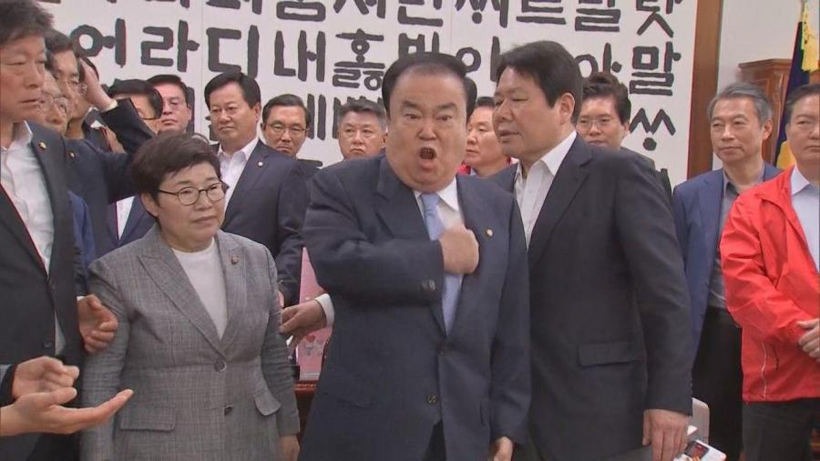 韓国の国会は『素人演芸会か？笑えないﾎﾞｹ･ﾂｯｺﾐ』閑古鳥劇場
