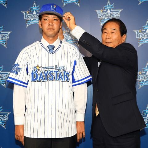 ﾌﾟﾛ野球 山口俊の人的補償は21歳の右腕･平良拳太郎に