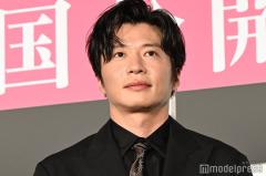 田中圭主演舞台、千穐楽迎え笑顔の集合ショット公開【陽気な幽霊】