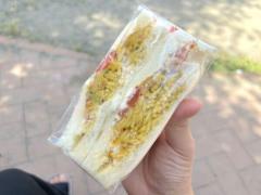 パンに冷やし中華……！？札幌で買える「冷やし中華サンド」が夏にピッタリのイメージ画像