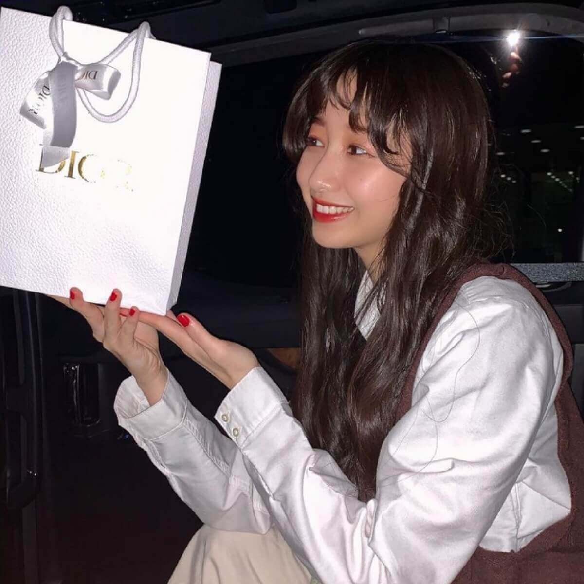 Cocomi ゆるく巻いたヘアスタイルが大不評 時代遅れ 昭和だね スレッド閲覧 ローカルクチコミ爆サイ Com関東版