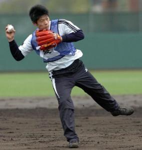 元ﾌﾟﾛ野球選手ｵﾘｯｸｽ 堤裕貴 ｽｰﾊﾟｰで下半身露出し逮捕