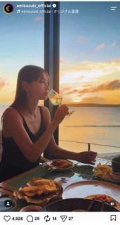 「老けることを知らない美しさ…！」鈴木えみ、宮古島のサンセットをバックに魅せる“MV級の女子旅動画”に絶賛の嵐のイメージ画像