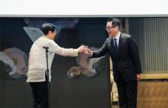 異例の大統領臨席千人超参加の天皇誕生日祝賀会 フィリピン