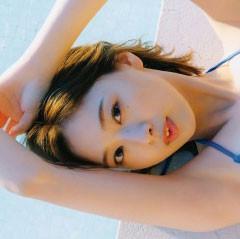 日向坂46富田鈴花、色白ボディーに映えるブルーのビキニカット公開！発売日当日に生配信実施も決定