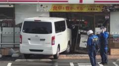 コンビニに車が突っ込む 酒気帯び運転の疑いで運転していた建設業の男(51)を逮捕 松江市