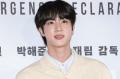 BTSジン、USJ降臨オフショットに反響「..