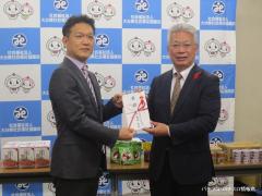 大分県遊協、子ども食堂の支援で県社協に食料品等を寄付