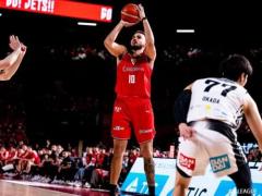 千葉ジェッツのホグ、1試合出場停止と罰金5万円の懲罰…12日アウェー戦でスポンサー広告看板を蹴るのイメージ画像