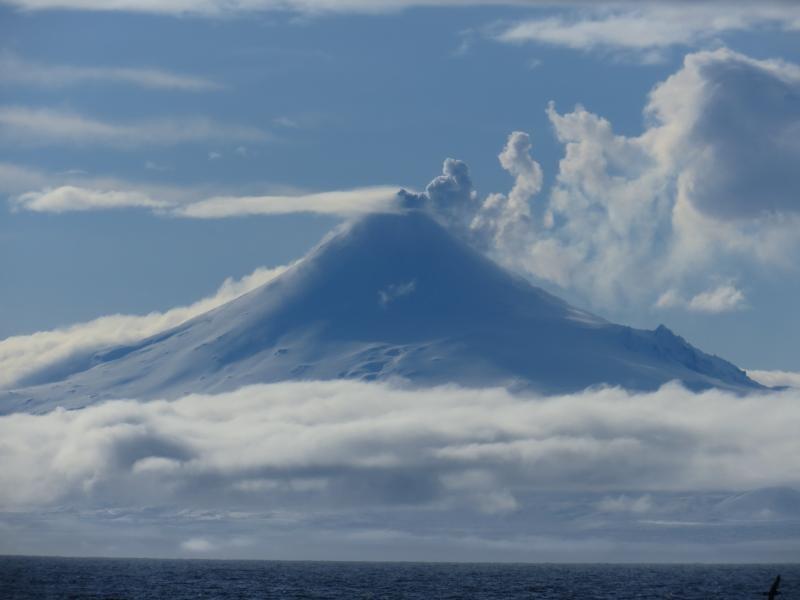 ｳﾆﾏｸ島の火山 激しい噴気 地震10時間続く 米ｱﾗｽｶ スレッド閲覧 ローカルクチコミ爆サイ Com東北版