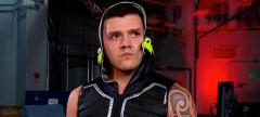 ドミニク・ミステリオがWWEと新契約を締結する