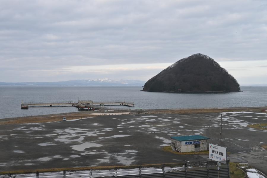 浅虫温泉から見る津軽湾、湯の島のイメージ画像