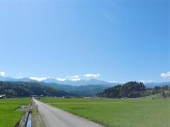 初夏の剣岳と立山連峰のイメージ画像