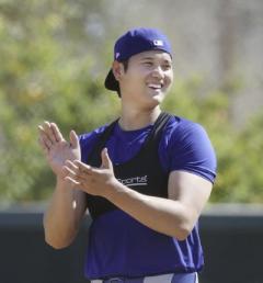 小中高生「憧れの人」は大谷選手 お父さん、お母さん超えるのイメージ画像