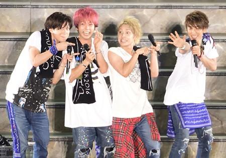 NEWS・小山慶一郎、「女に公演中止をペラった」と批判集中で「ありもしない誤情報」とブログ更新