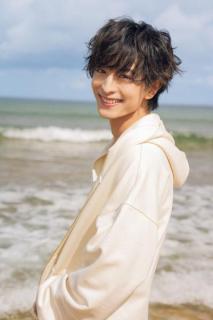 FANTASTICS木村慧人、1st写真集「Palette」重版決定 さわやか笑顔輝く新カット解禁