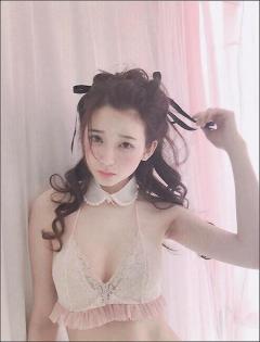 金子理江､純白ﾗﾝｼﾞｪﾘｰ姿に｢人間の域を超えた透明感｣絶賛の声