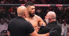 ジョニー・ウォーカーがUFC294アンカラエフ戦に言及する