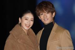 みちょぱ＆大倉士門夫婦、Novelbrightのライブへ「涙が止まらへんかった」“お揃いコーデ”にも注目集まる