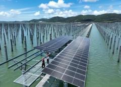 急ピッチで建設進む福建省の洋上太陽光発電所―中国