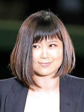 ライブを延期した絢香が激太り 持病か甲状腺の腫れも指摘