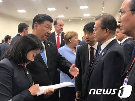 文大統領、きょう（5日）中国外相と接見＝朝鮮半島問題を議論