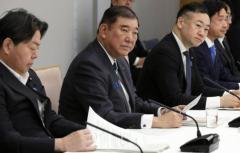 「ルール守らない外国人」強調する政府自民　国保未納など厳格審査へ