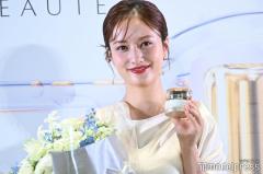 谷まりあ、30歳誕生日控えサプライズ祝福 20代は「世界からキラキラをもらった」【クレ・ド・ポー ボーテ】