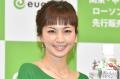 安田美沙子、息子とお揃いオン眉ヘア..