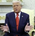 トランプ氏支持率2期目で最低に、権力拡大に懸念 アメリカ