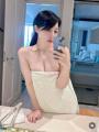 永岡怜子、お風呂上がりの“バスタオル一枚”姿にファン悶絶！鏡越しに晒した無防備な谷間と素肌の輝きに「色っぽすぎる」の声