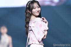 STU48石田千穂、ウェービーヘアが可愛い 花柄ワンピで春コーデ【TGC香川2025】