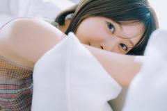 日向坂46卒業発表の富田鈴花、1st写真集決定 大胆な水着姿＆初ランジェリーショットも披露のイメージ画像