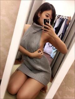 倉持由香が深夜ﾄﾞﾗﾏで横乳＆Tﾊﾞｯｸ丸見えの例のｾｰﾀｰ姿