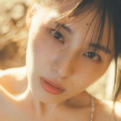 元乃木坂46相楽伊織、1泊2日の小旅行へ…彼女感あふれるグラビアのイメージ画像
