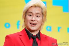 カズレーザー、二階堂ふみと結婚発表後X初更新 祝福に感謝「ヘンテコ夫婦を代表しまして」のイメージ画像