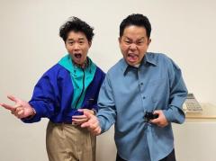 矢本悠馬、ダイアン津田とお笑いコンビ結成！？息ぴったりポーズでファンを沸かせる