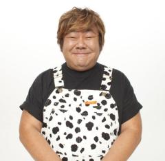 ホンジャマカ石塚、息子との親子写真が話題「そっくり」「レア」のイメージ画像