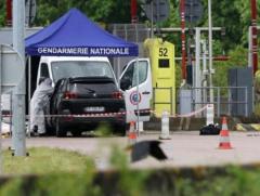 囚人護送車を武装グループが襲撃、護送官２人死亡 フランスのイメージ画像
