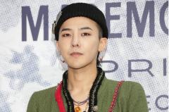 BIGBANG・G-DRAGON、警察へ初出頭 麻薬犯罪関与を報道陣に否定＆ファンに“一言”も