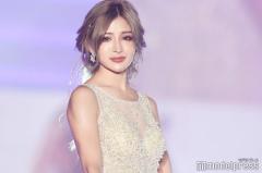 “ゆんころ”小原優花、ビキニ姿で美腹筋披露「圧巻スタイル」「憧れる」と反響