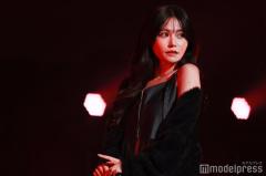 元AKB48込山榛香、家族4ショットで姉の誕生日祝福「豪華なプレート」「素敵」の声